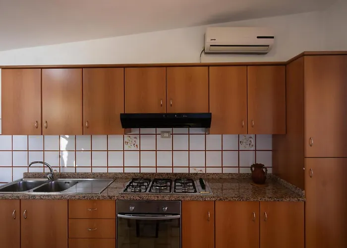 Casa Fiorina A Capo Vaticano